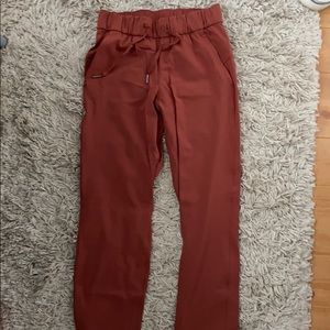 Lulu on the fly 23” pant